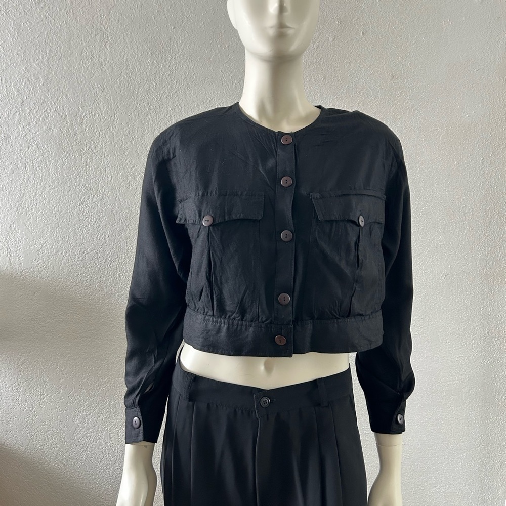 Rosetti black button up top